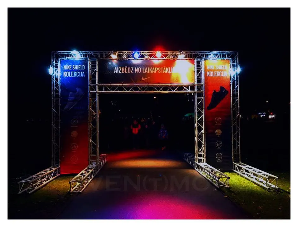 Advertising arch, Latvia 2018. Decoration and display production and installation by EVENT MORE